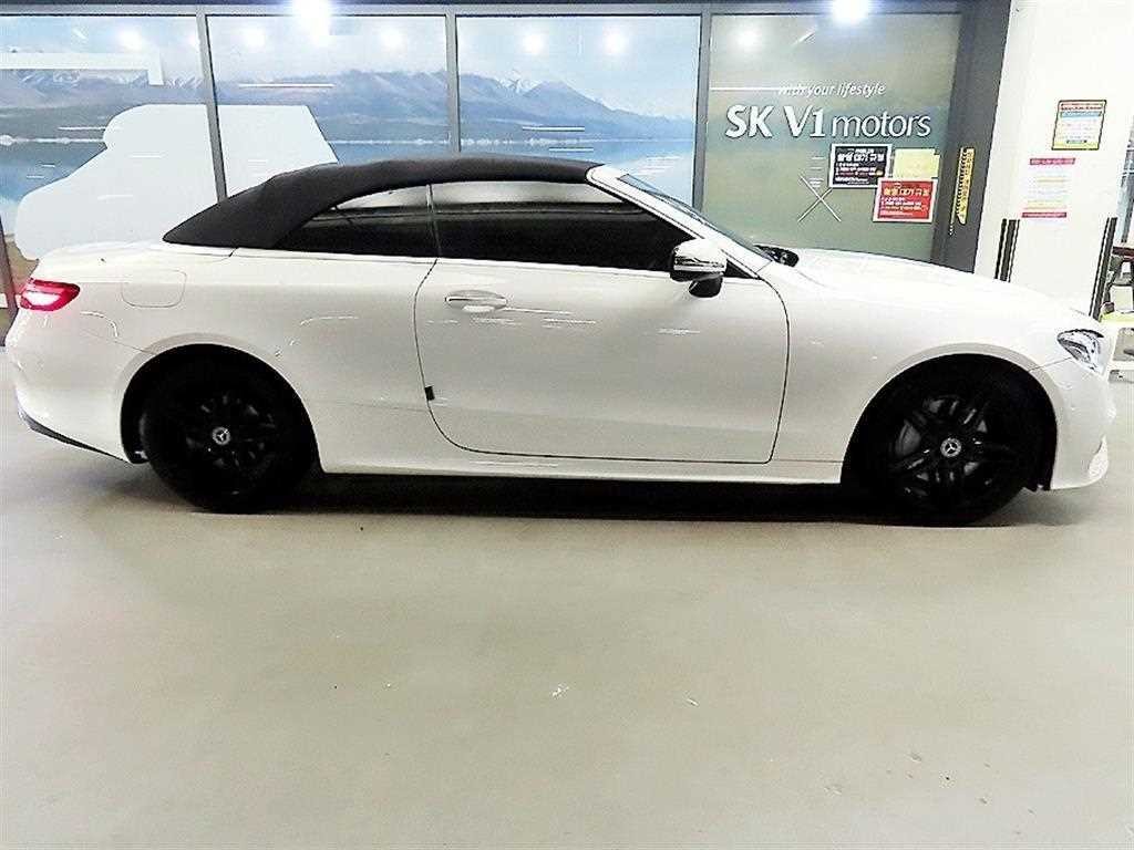벤츠 E 클래스 E-클래스 W213 E220d 카브리올레 이미지 3