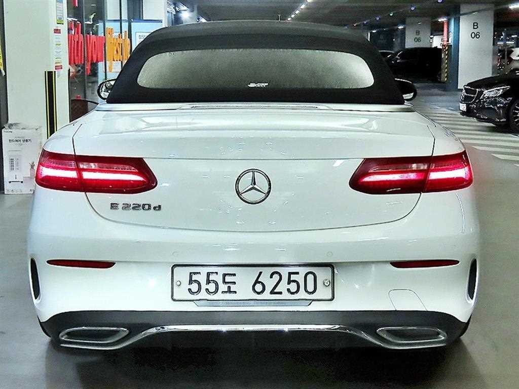 벤츠 E 클래스 E-클래스 W213 E220d 카브리올레 이미지 5