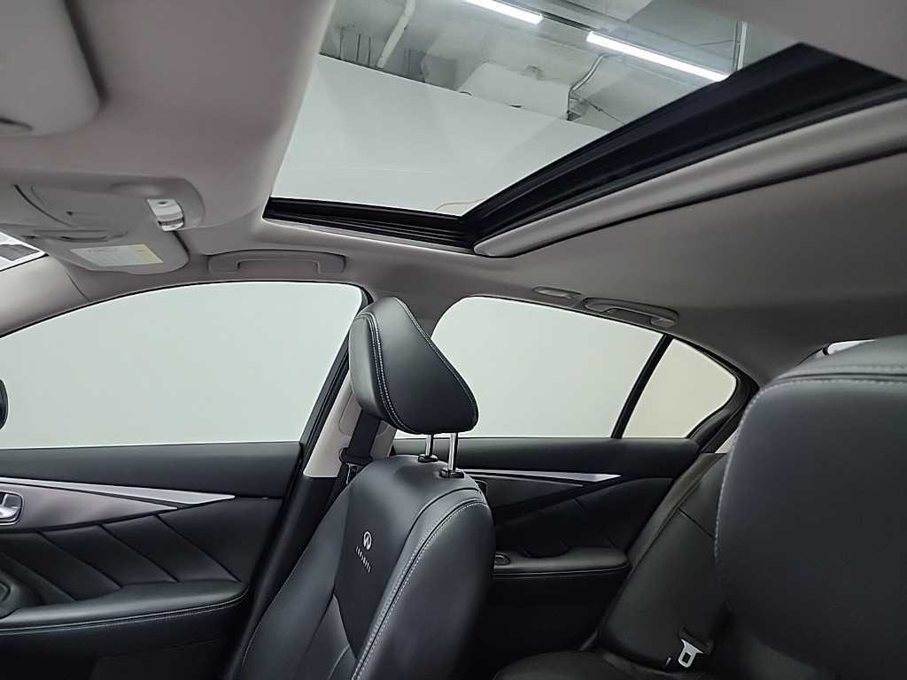 인피니티 Q Q50 2.2D 프리미엄 이미지 14