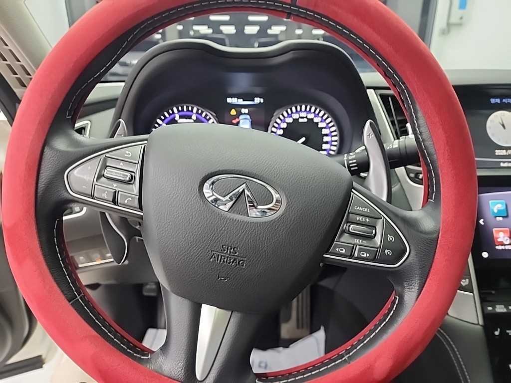 인피니티 Q Q50 2.2D 프리미엄 이미지 9