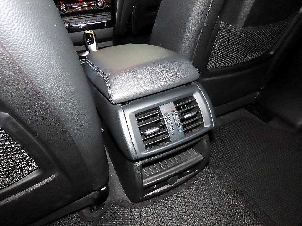 BMW X4 X4 (F26) xDrive 20d 이미지 14