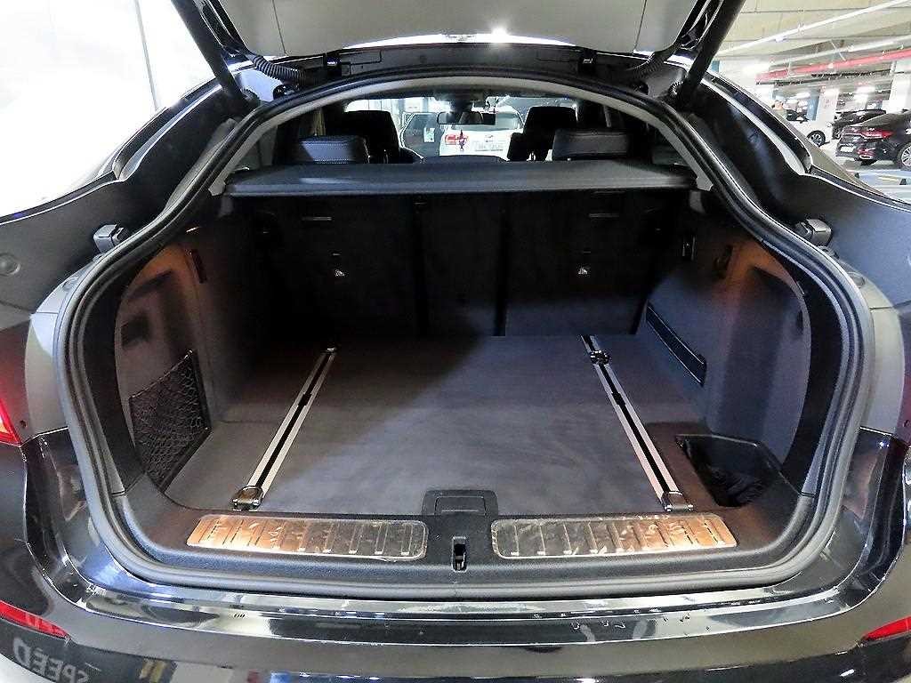 BMW X4 X4 (F26) xDrive 20d 이미지 17