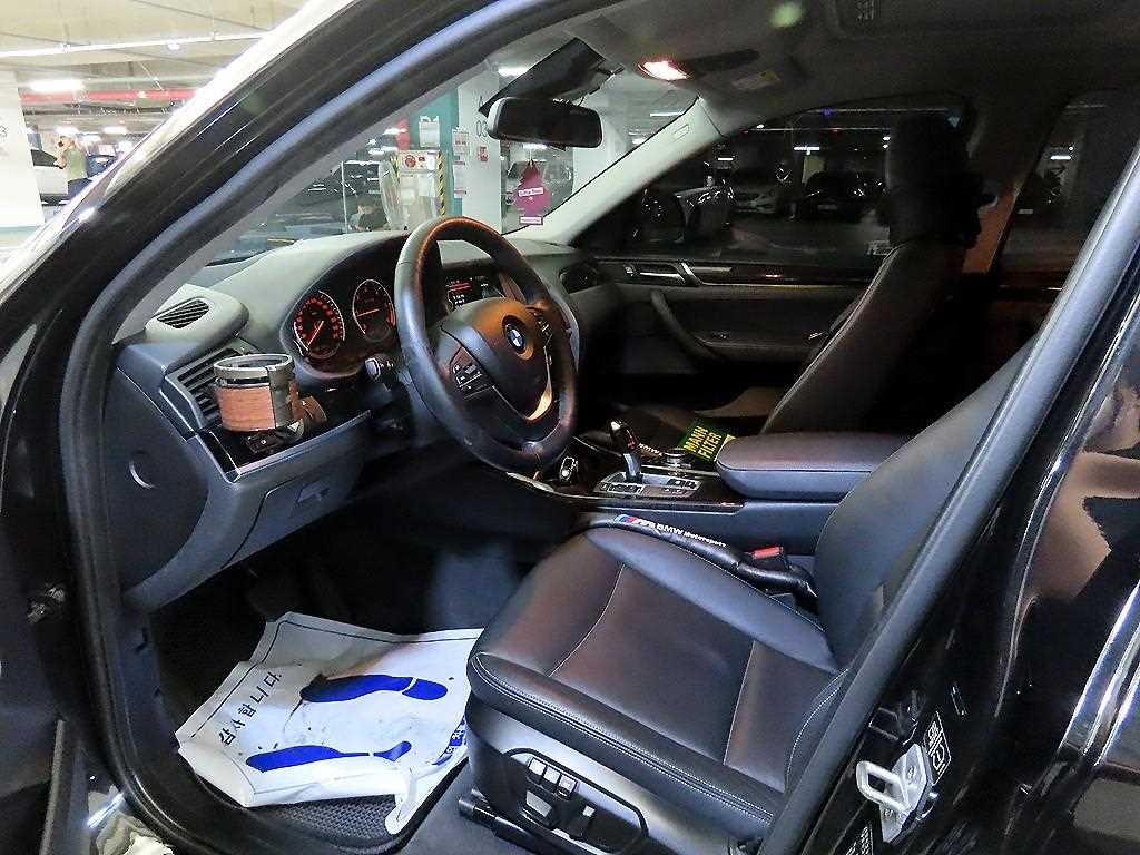BMW X4 X4 (F26) xDrive 20d 이미지 6