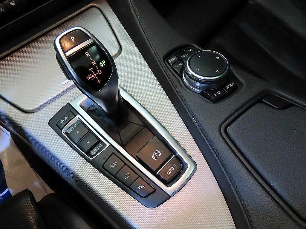 BMW 6시리즈 6시리즈 (F12) 640 그란쿠페 d xDrive M 스포츠 그란쿠페 이미지 11