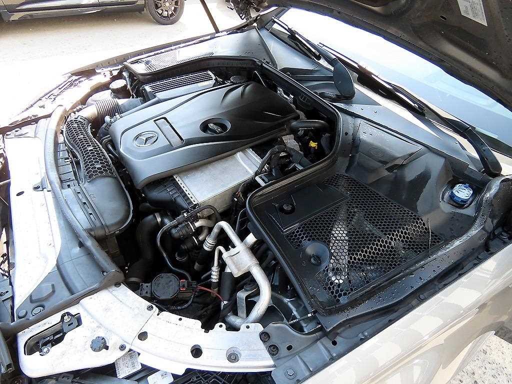벤츠 C 클래스 C클래스 W205 C200 쿠페 이미지 19