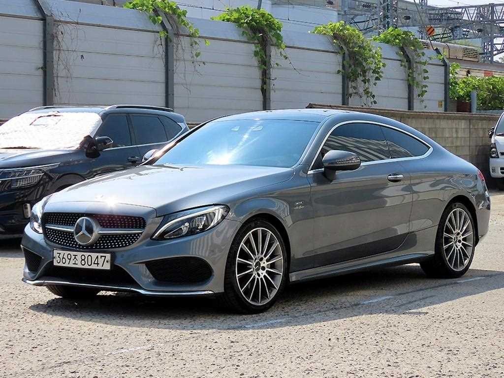 벤츠 C 클래스 C클래스 W205 C200 쿠페 이미지 2