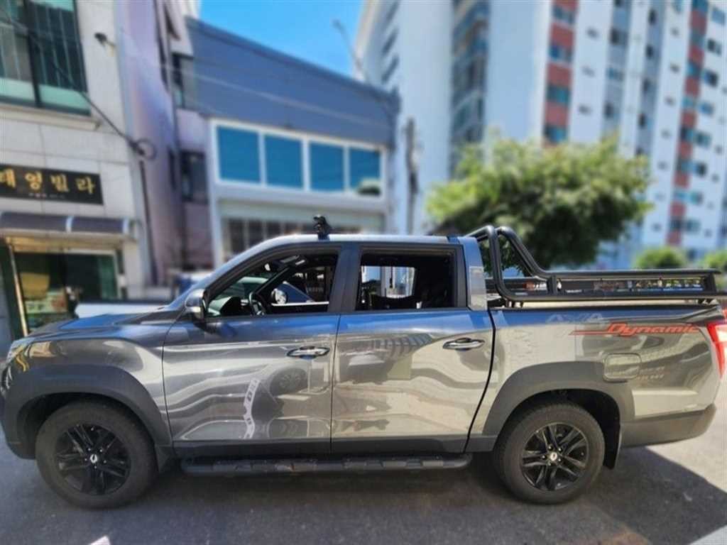 KG모빌리티(쌍용) 렉스턴 렉스턴 스포츠 칸 디젤 2.2 4WD 5링크 다이나믹 에디션 이미지 3