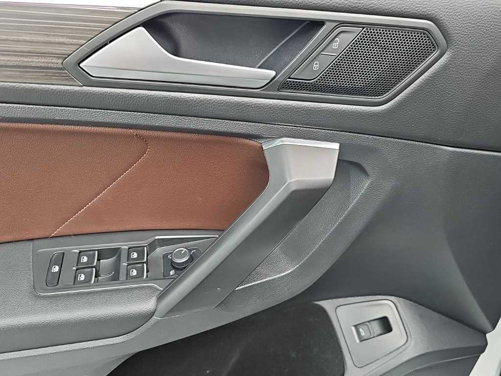 폭스바겐 티구안 티구안 올스페이스 2.0 TSI 프레스티지 이미지 17