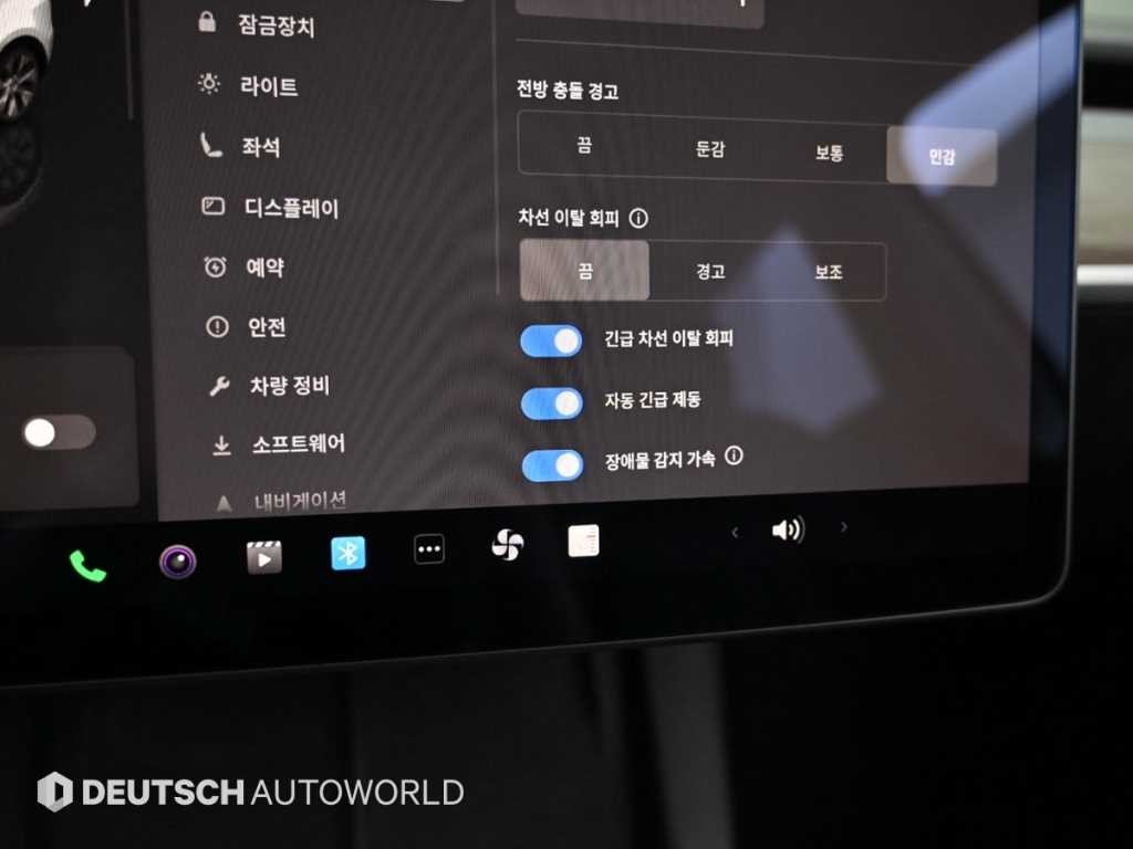 테슬라 모델 Y 롱 레인지 이미지 17