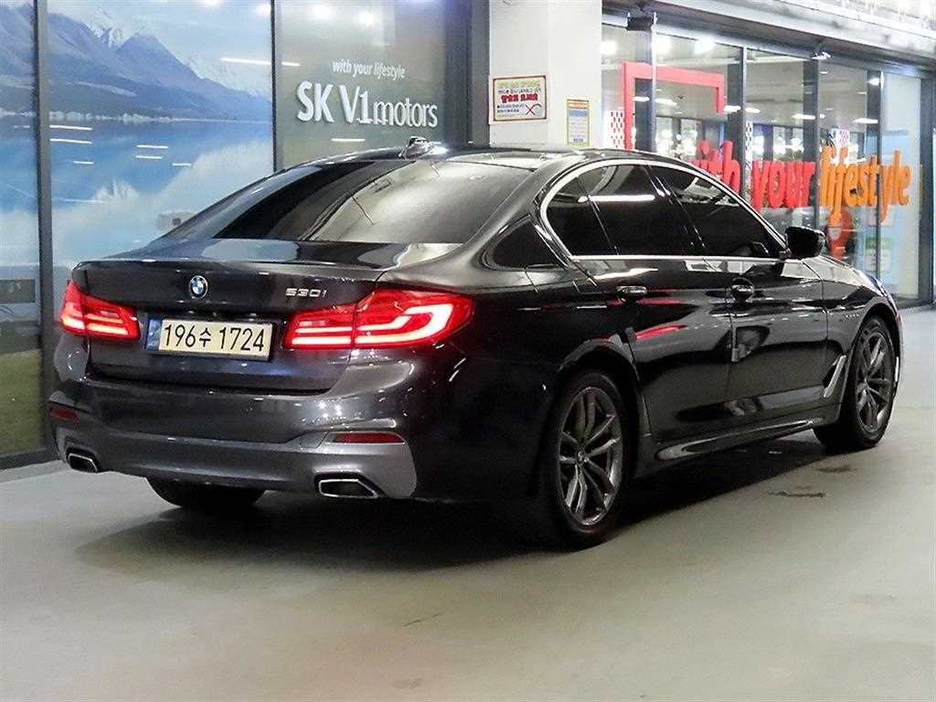 BMW 5시리즈 5시리즈 (G30) 530i M 스포츠 이미지 4