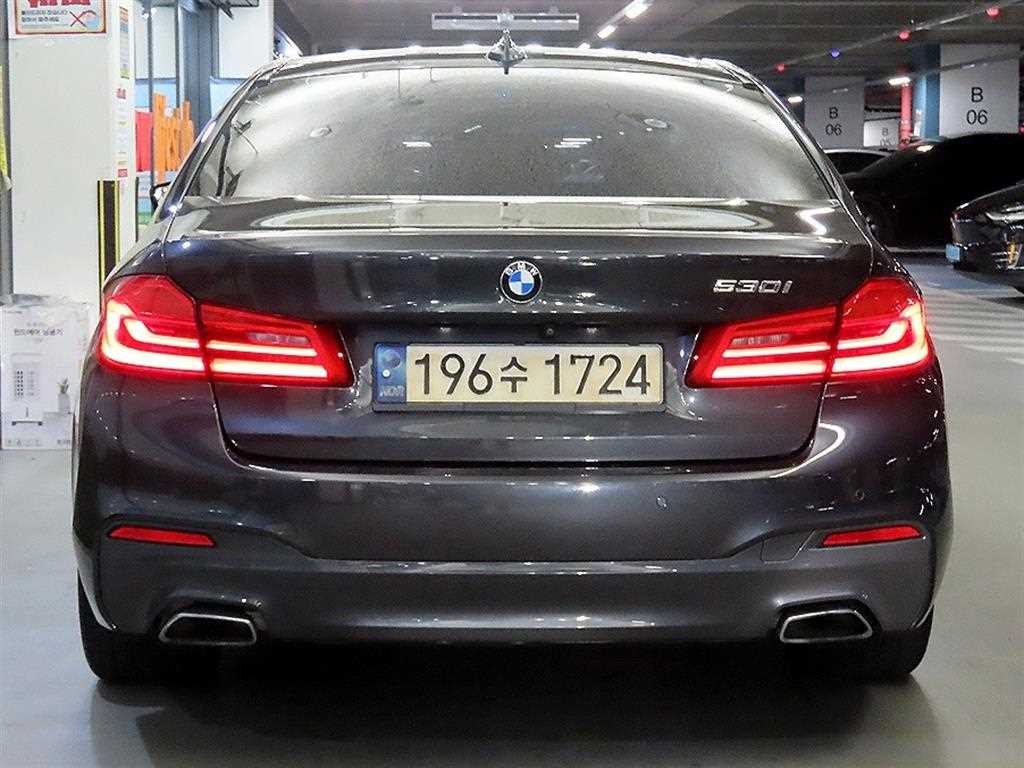 BMW 5시리즈 5시리즈 (G30) 530i M 스포츠 이미지 5