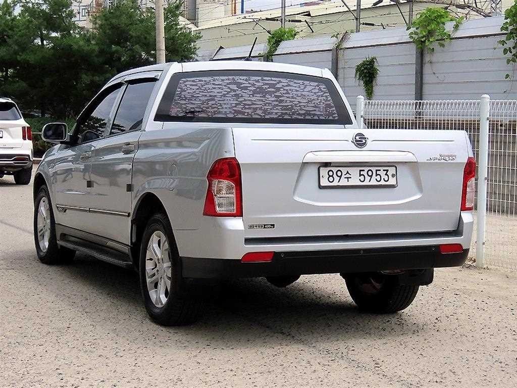 KG모빌리티(쌍용) 코란도 코란도스포츠 디젤 4WD CX7 패션 이미지 3