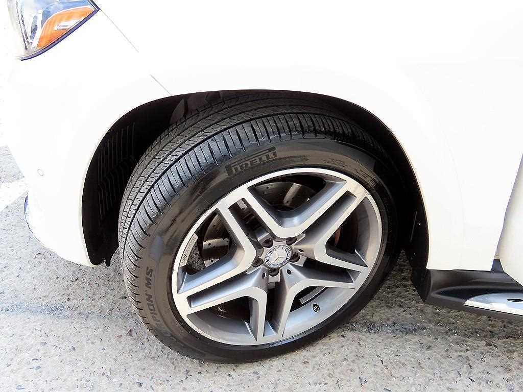 벤츠 GLS 클래스 GLS클래스 X166 GLS350 D 4MATIC 이미지 20