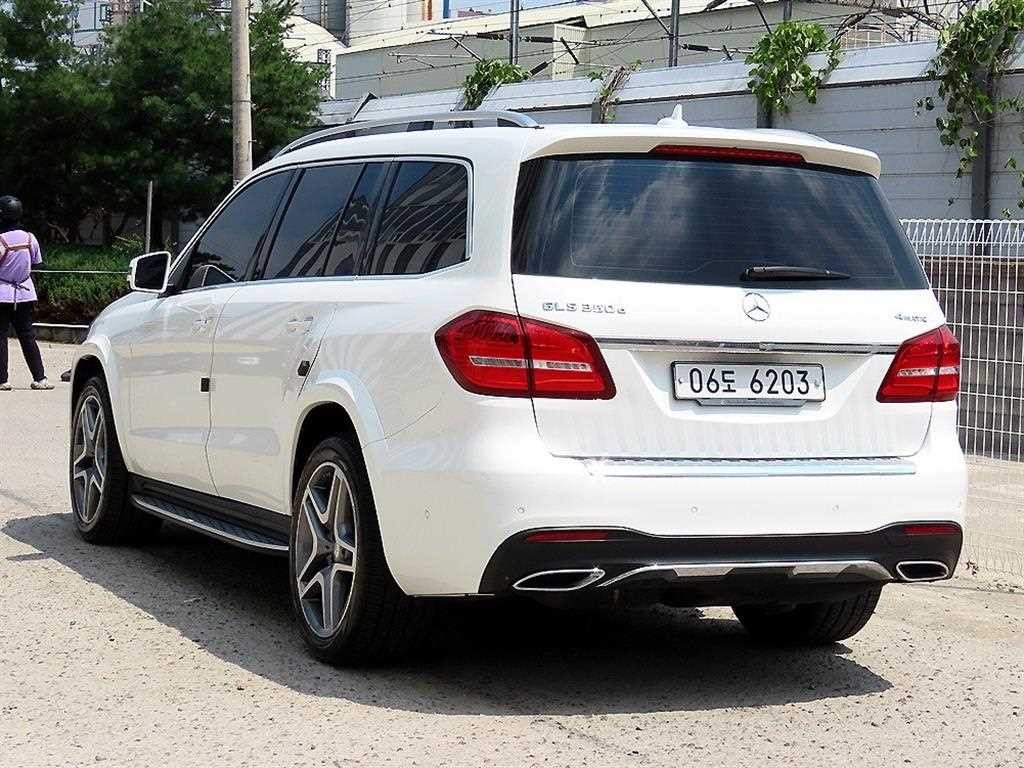 벤츠 GLS 클래스 GLS클래스 X166 GLS350 D 4MATIC 이미지 3