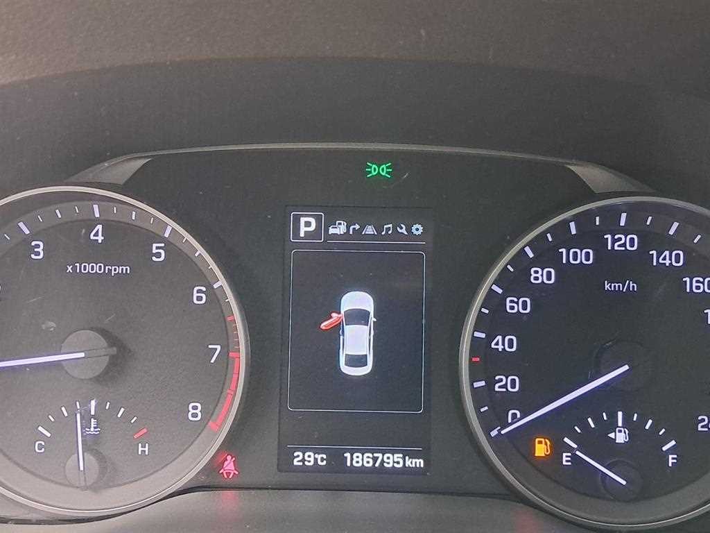 현대 아반떼 아반떼 AD 1.6 GDI 프리미엄 이미지 8