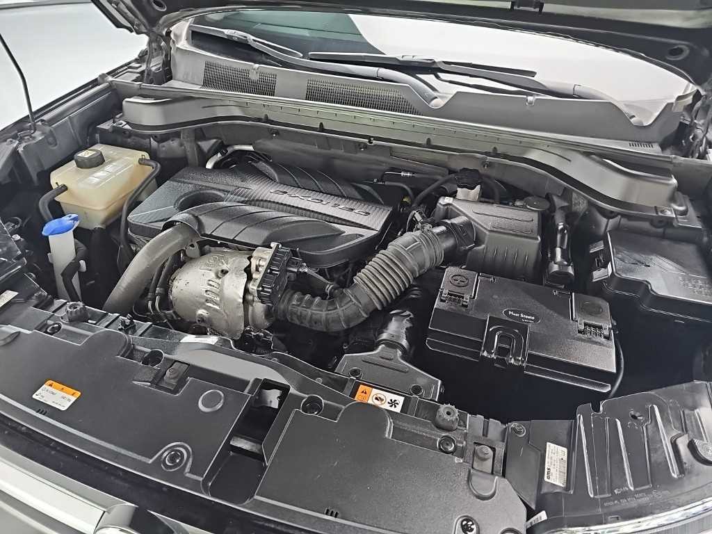 KG모빌리티(쌍용) 코란도 뷰티풀코란도 2WD 디젤 1.6 C5 플러스 이미지 5