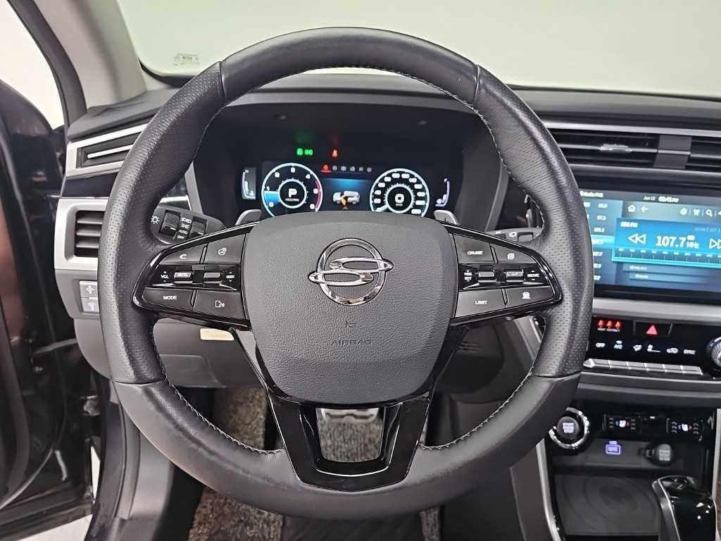 KG모빌리티(쌍용) 코란도 뷰티풀코란도 2WD 디젤 1.6 C5 플러스 이미지 9