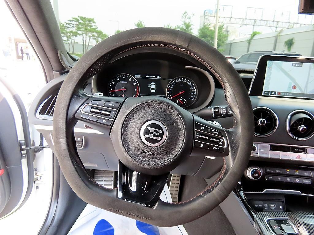 기아 스팅어 가솔린 3.3 터보 AWD GT 이미지 8
