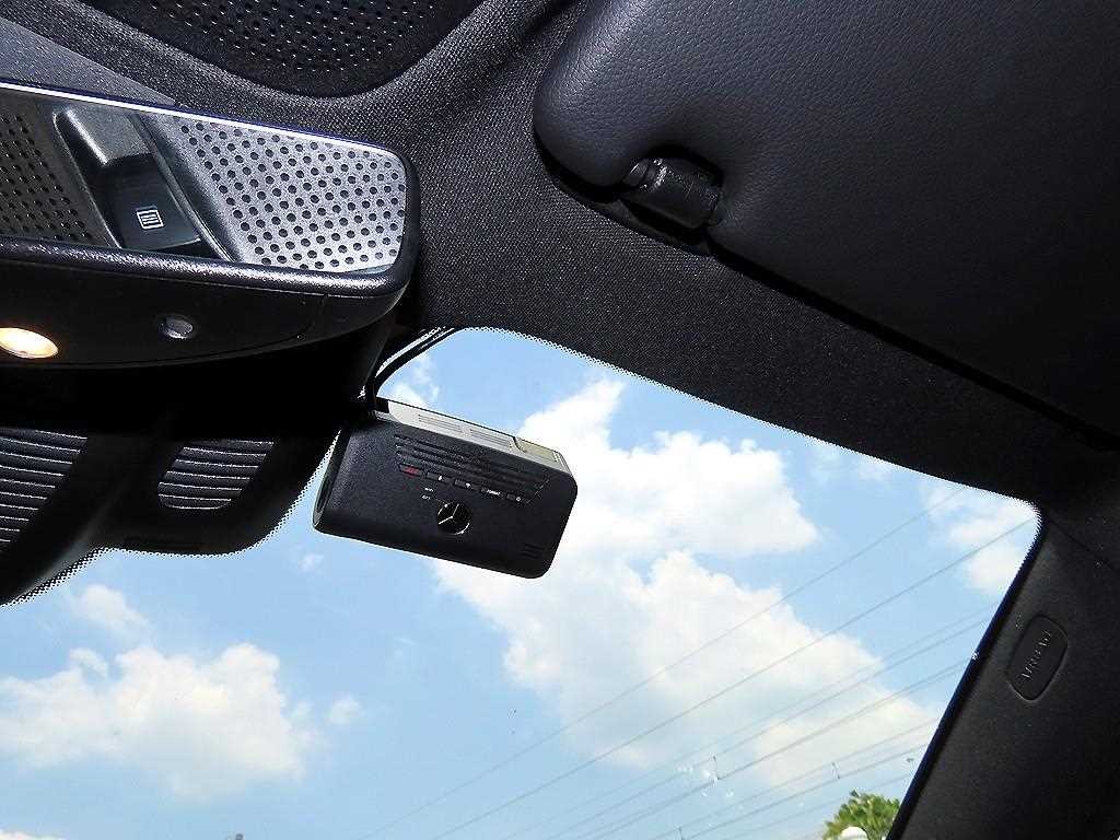 벤츠 E 클래스 E-클래스 W213 E220d 쿠페 이미지 16