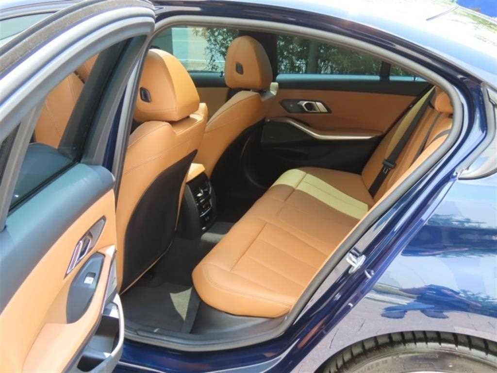 BMW 3시리즈 3시리즈 (G20) 320i M 스포츠 이미지 14