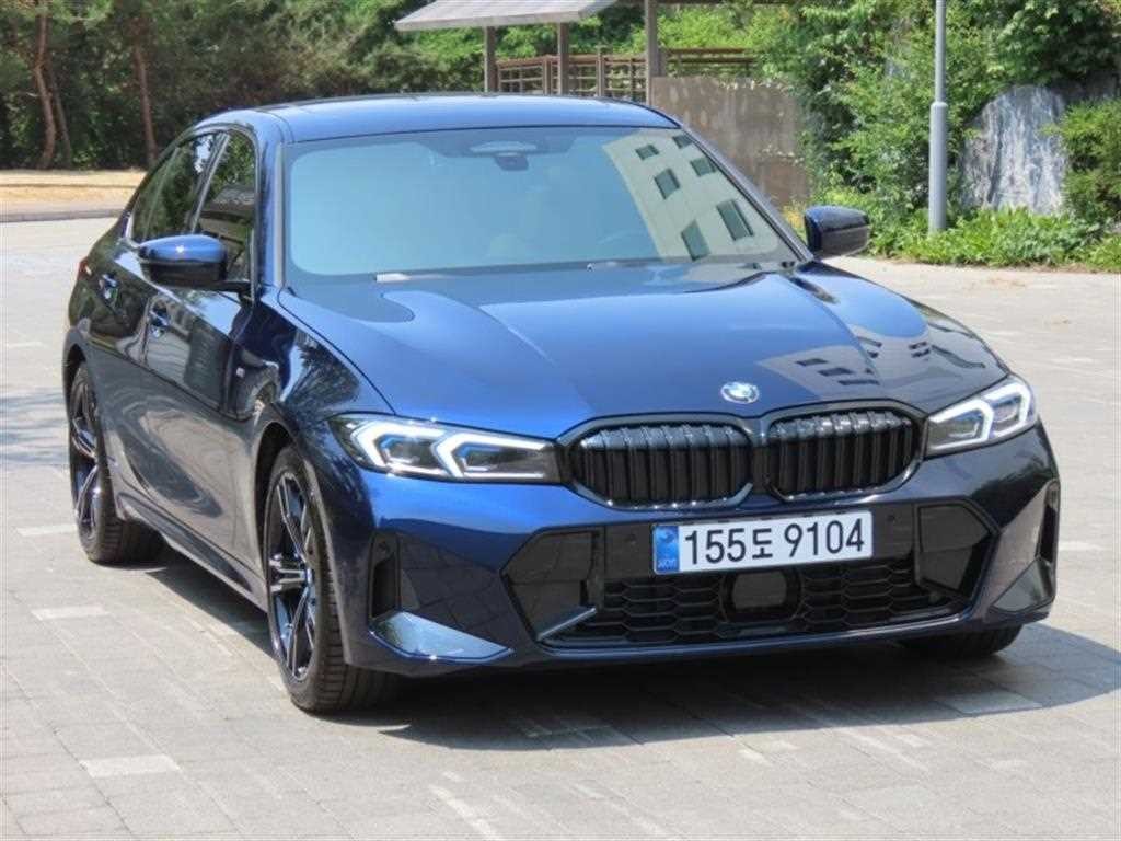 BMW 3시리즈 3시리즈 (G20) 320i M 스포츠 이미지 2