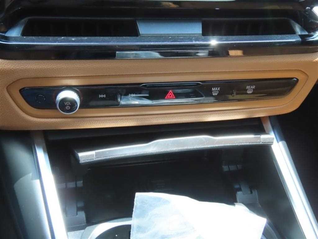 BMW 3시리즈 3시리즈 (G20) 320i M 스포츠 이미지 7