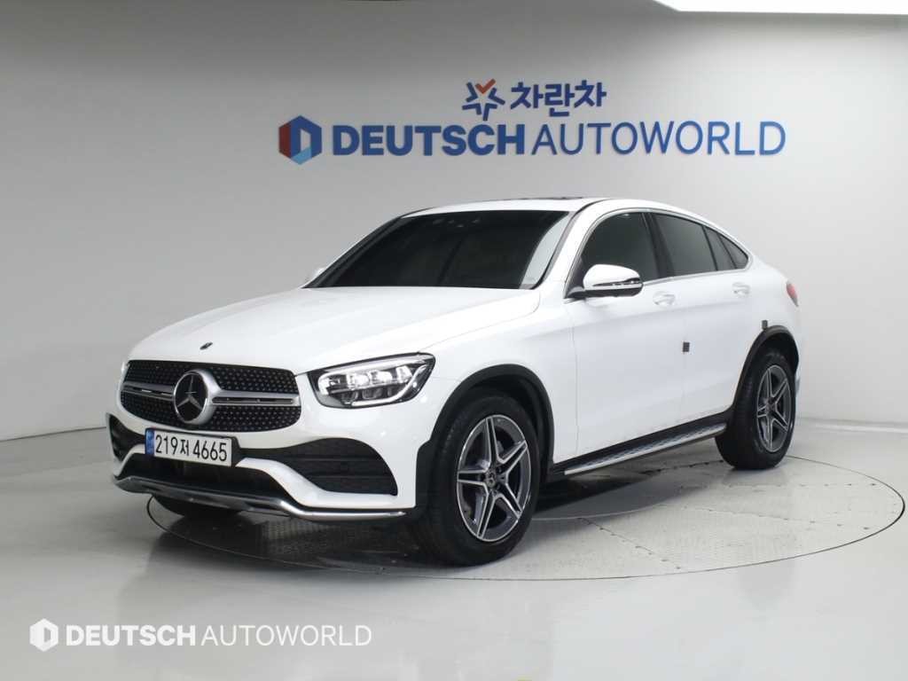 벤츠 GLC 클래스 GLC클래스 X253 GLC 220 d 4MATIC 쿠페 이미지 2