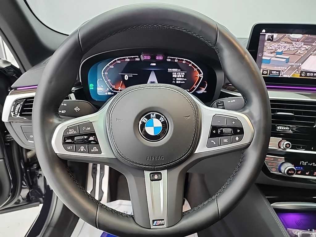 BMW 5시리즈 5시리즈 (G30) 523d M 스포츠 이미지 10