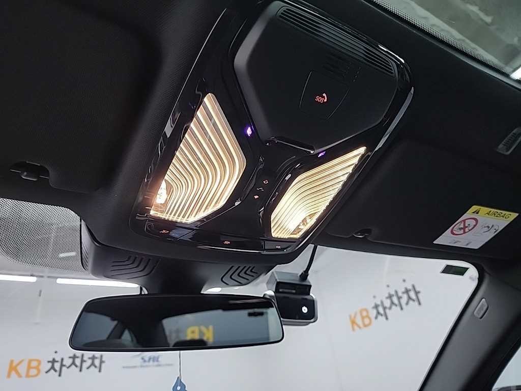 BMW 5시리즈 5시리즈 (G30) 523d M 스포츠 이미지 18