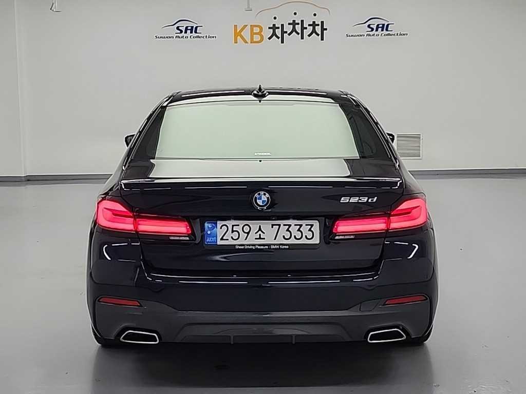 BMW 5시리즈 5시리즈 (G30) 523d M 스포츠 이미지 4