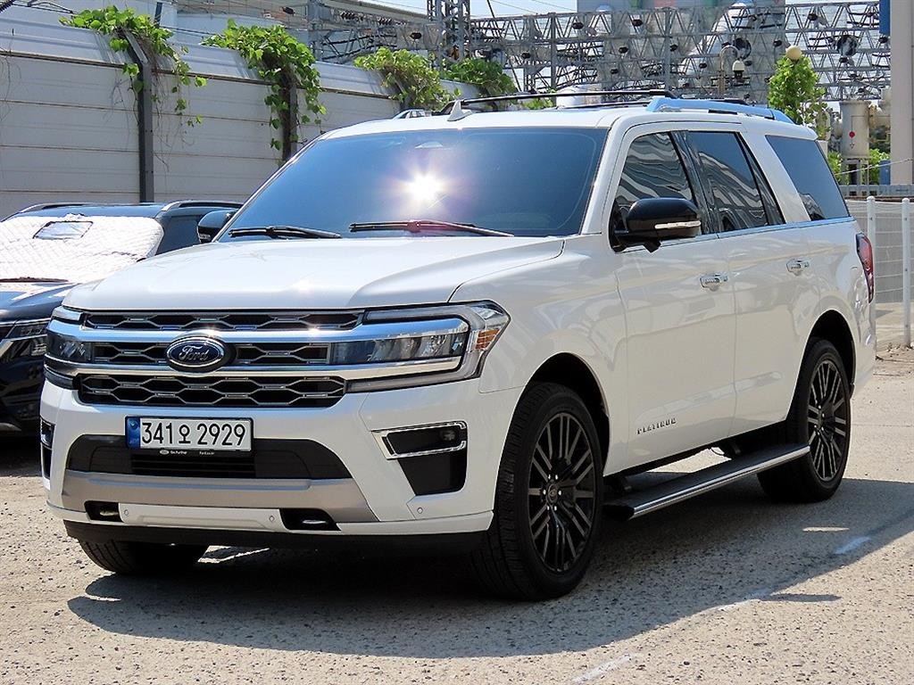 포드 익스피디션 3.5 EcoBoost Platinum 이미지 2