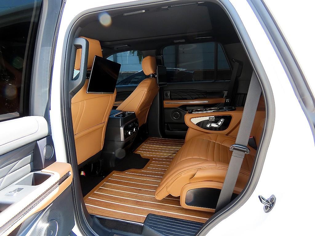 포드 익스피디션 3.5 EcoBoost Platinum 이미지 6