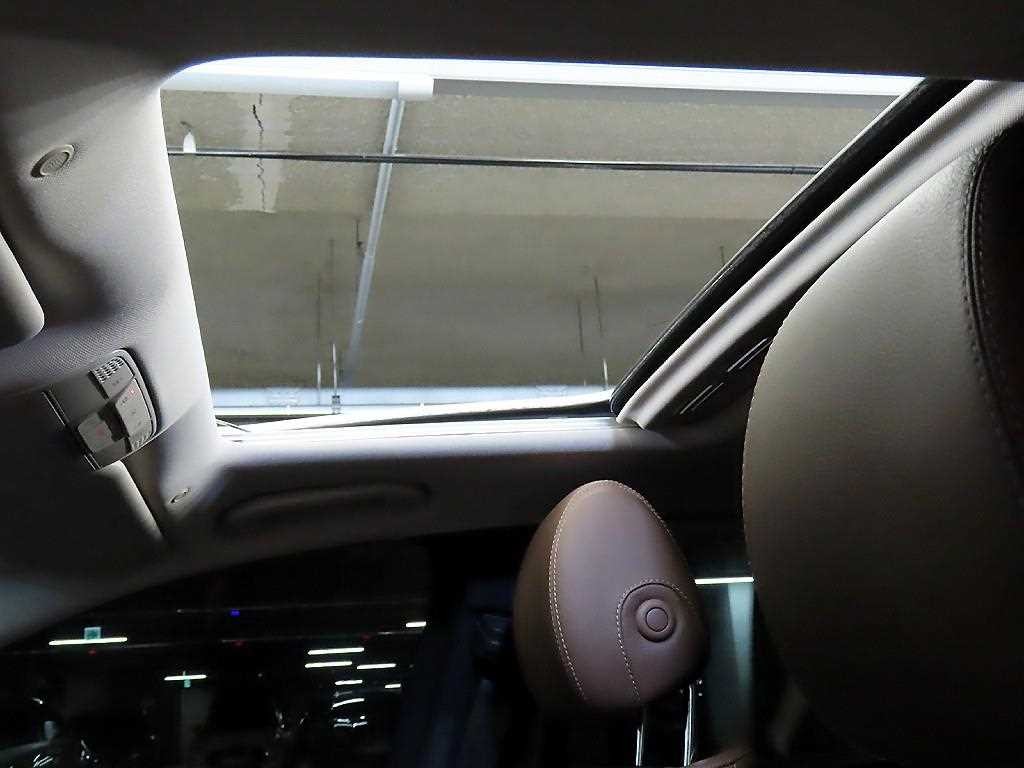 벤츠 E 클래스 E-클래스 W213 E200 아방가르드 이미지 17