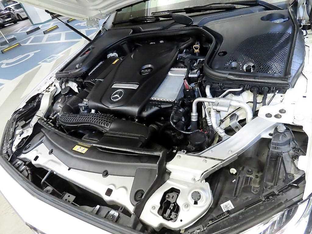 벤츠 E 클래스 E-클래스 W213 E200 아방가르드 이미지 19