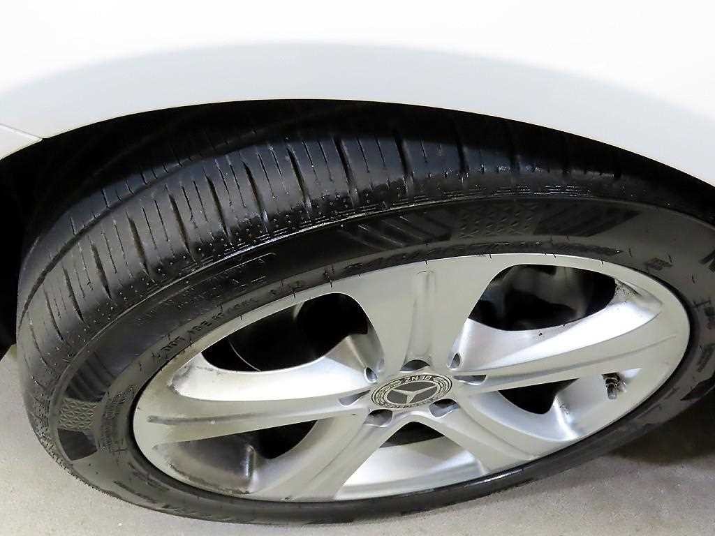 벤츠 E 클래스 E-클래스 W213 E200 아방가르드 이미지 20