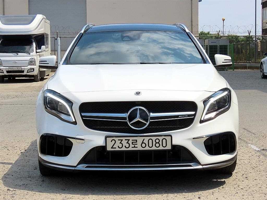 벤츠 GLA 클래스 GLA클래스 X156 GLA45 AMG 4MATIC 이미지 1