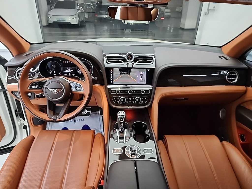 벤틀리 벤테이가 4.0 V8 이미지 7