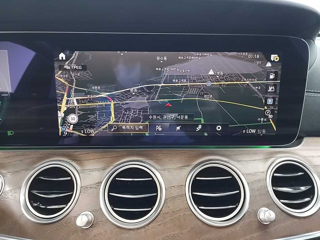 벤츠 E 클래스 E-클래스 W213 E250 아방가르드 이미지 16