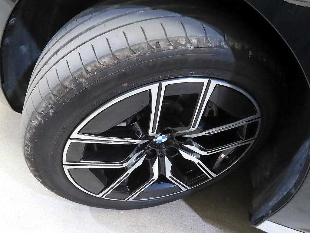 BMW 7시리즈 7시리즈 (G70) 740d xDrive M 스포츠 이미지 20