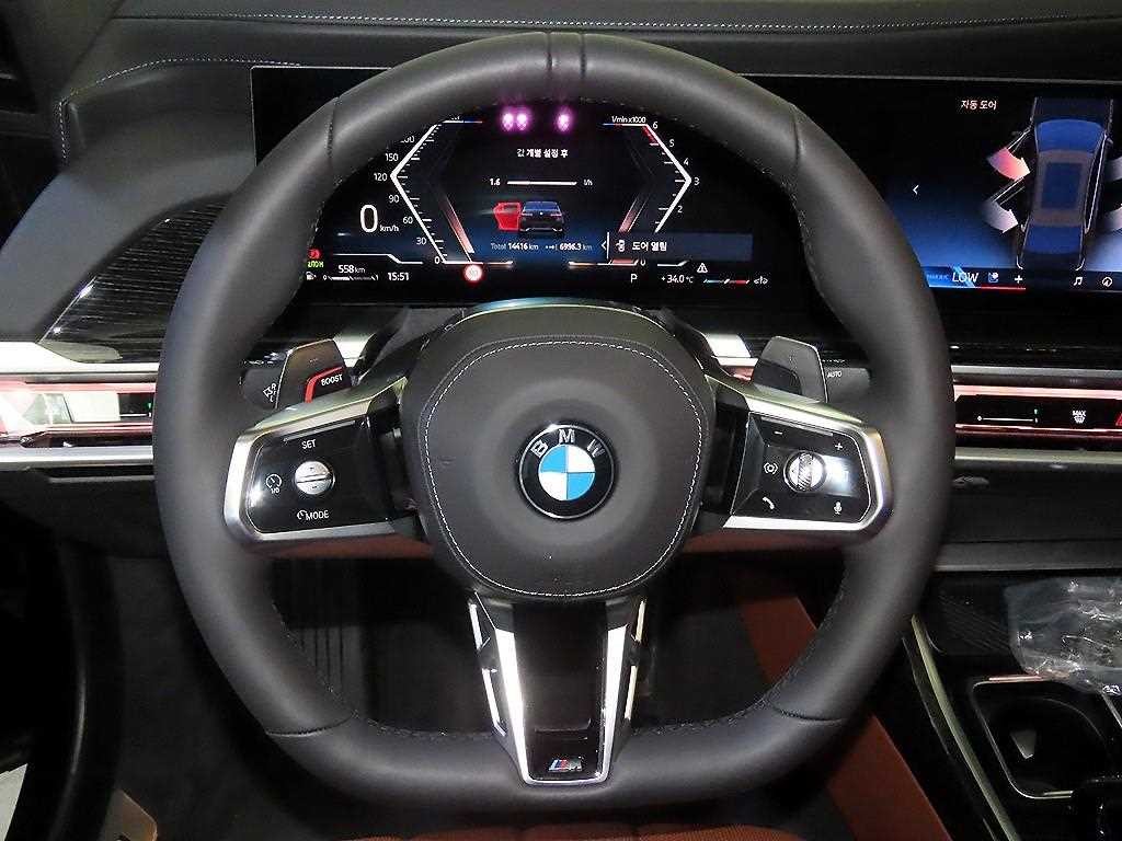 BMW 7시리즈 7시리즈 (G70) 740d xDrive M 스포츠 이미지 8