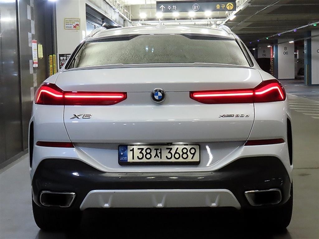 BMW X6 X6 (G06) xDrive 30d M 스포츠 이미지 5