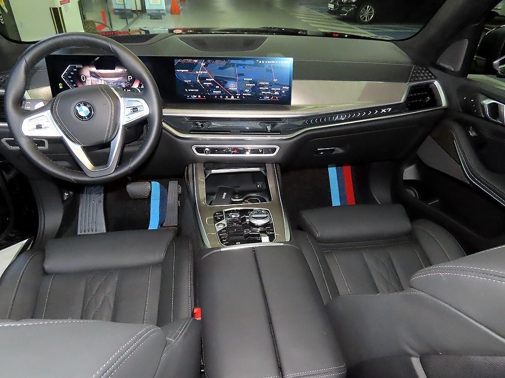 BMW X7 X7 (G07) xDrive 40i 디자인 퓨어 엑셀런스 7인승 이미지 10