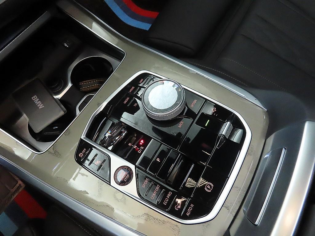 BMW X7 X7 (G07) xDrive 40i 디자인 퓨어 엑셀런스 7인승 이미지 12