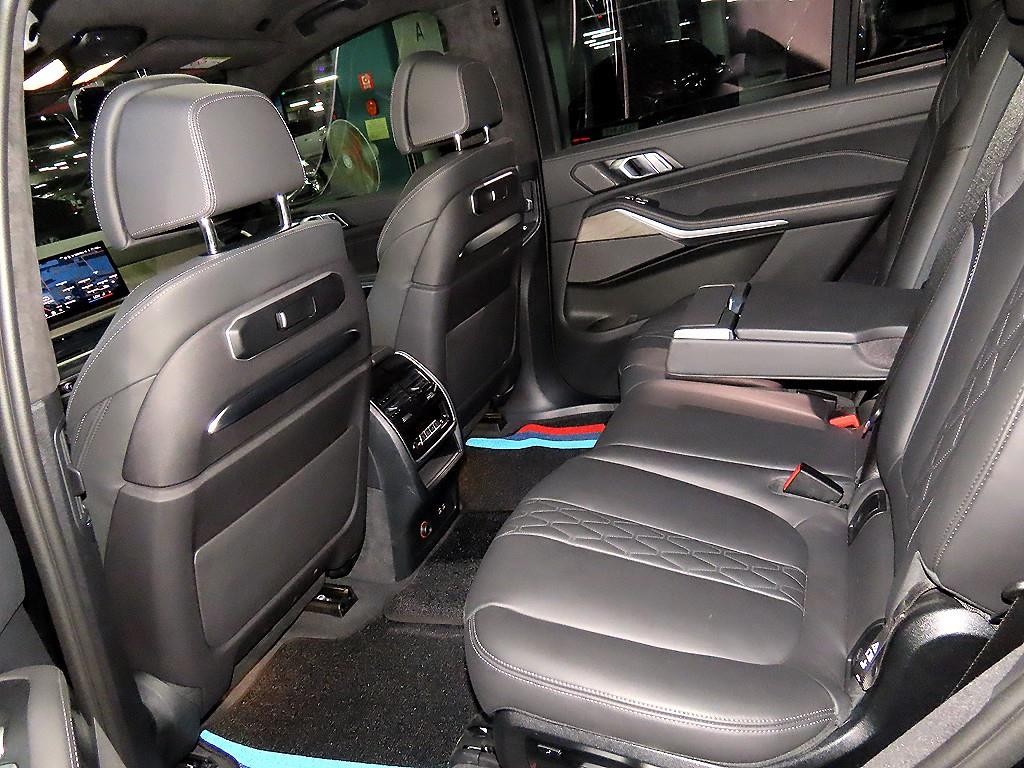BMW X7 X7 (G07) xDrive 40i 디자인 퓨어 엑셀런스 7인승 이미지 7