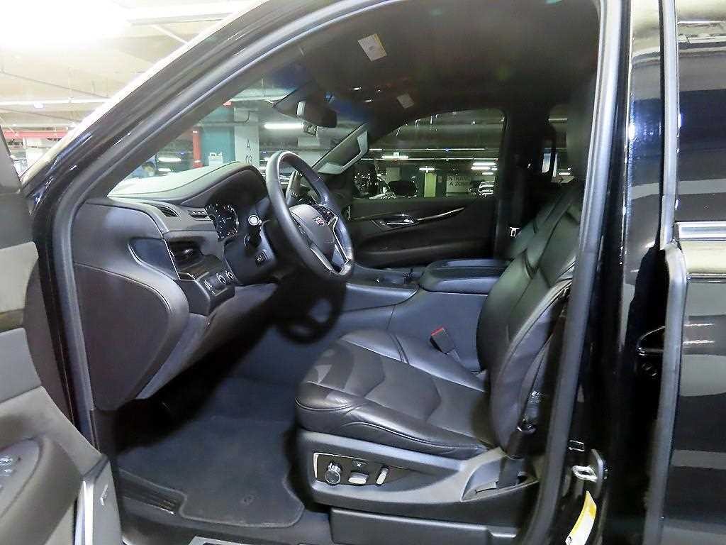 캐딜락 에스컬레이드 6.2 V8 플래티넘 이미지 6