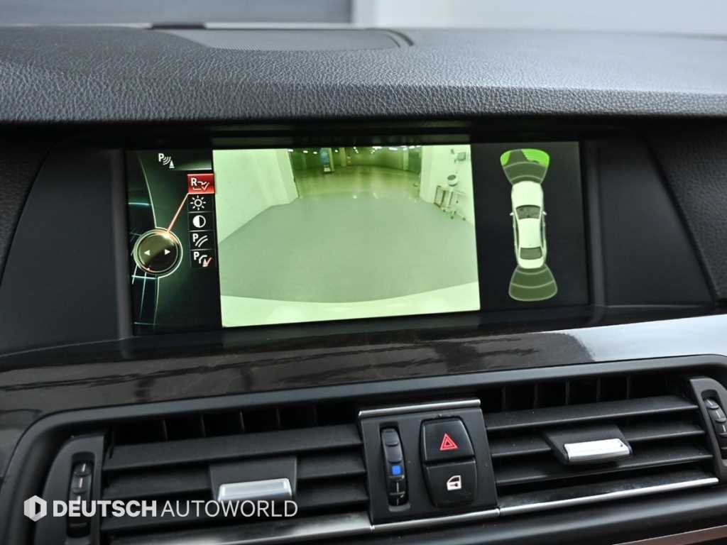 BMW 5시리즈 5시리즈 (F10) 520d 이미지 15