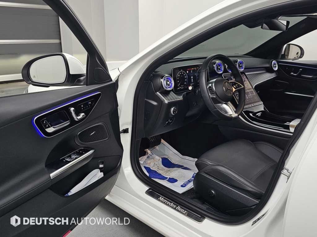 벤츠 C 클래스 C클래스 W206 C300 4MATIC 아방가르드 이미지 11