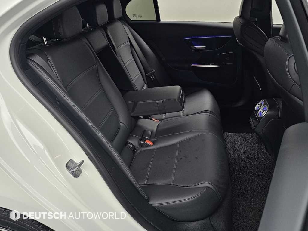 벤츠 C 클래스 C클래스 W206 C300 4MATIC 아방가르드 이미지 12