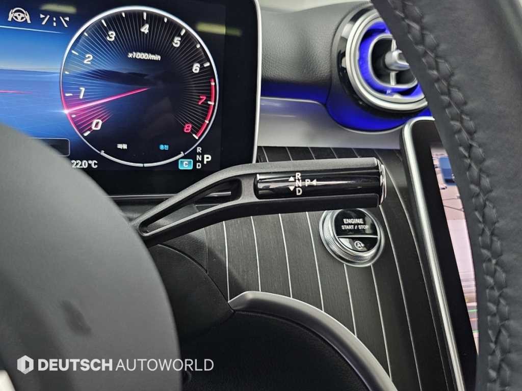 벤츠 C 클래스 C클래스 W206 C300 4MATIC 아방가르드 이미지 9