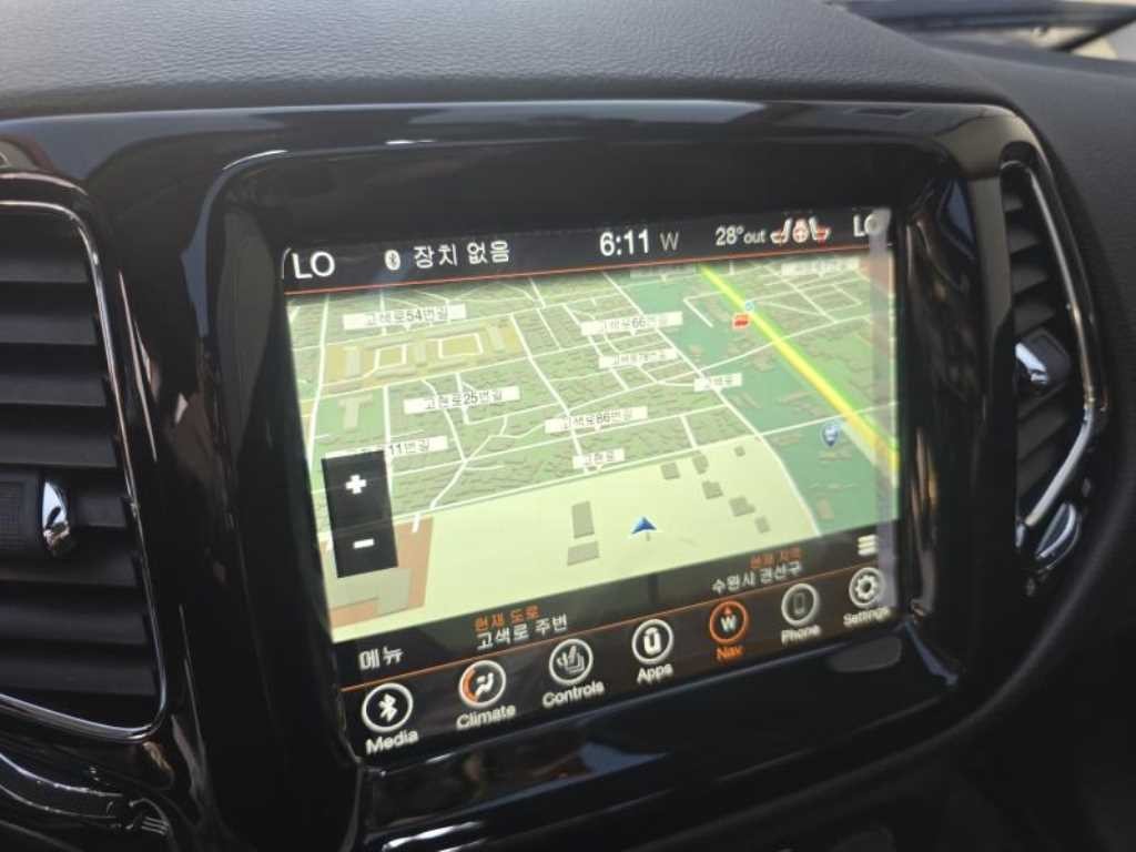 지프 컴패스 컴패스 2세대 2.4 AWD 리미티드 이미지 15